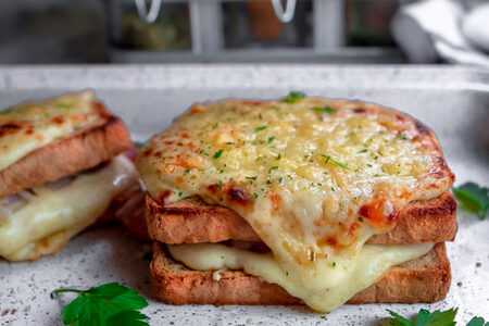 We Transform Stale Sourdough Breads: Croque Monsieur!